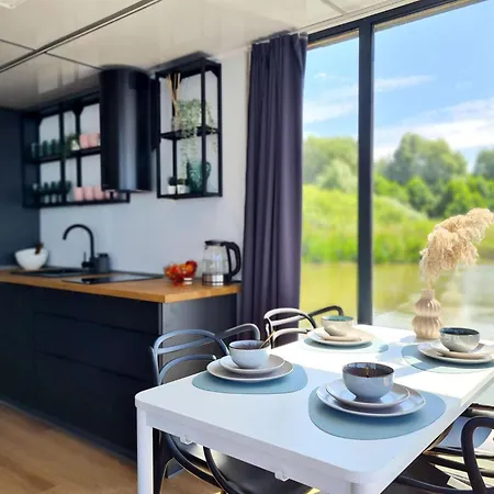 Botel Houseboat By Jamno With Rooftop Terrace Łazy