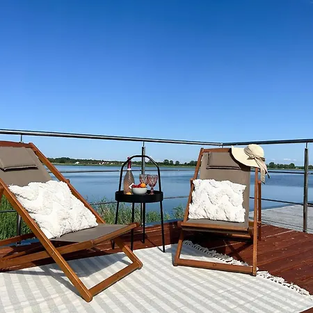 Luxury Houseboat For 3 People, By The Sea Botel