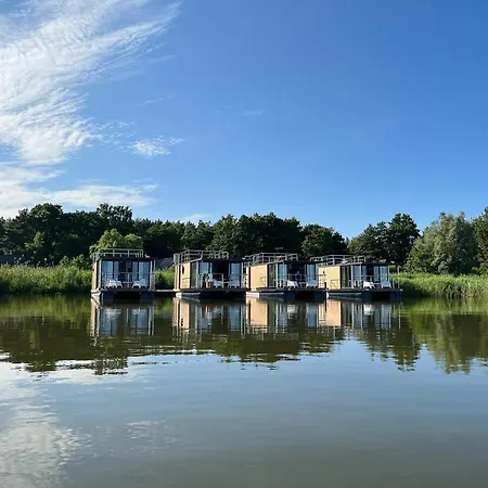 Luxury Houseboat For 3 People, By The Sea Botel Lazy (West Pomeranian)