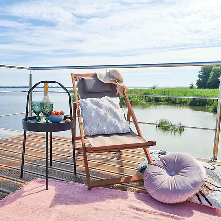 Luxury Houseboat For 3 People, By The Sea * Lazy (West Pomeranian)